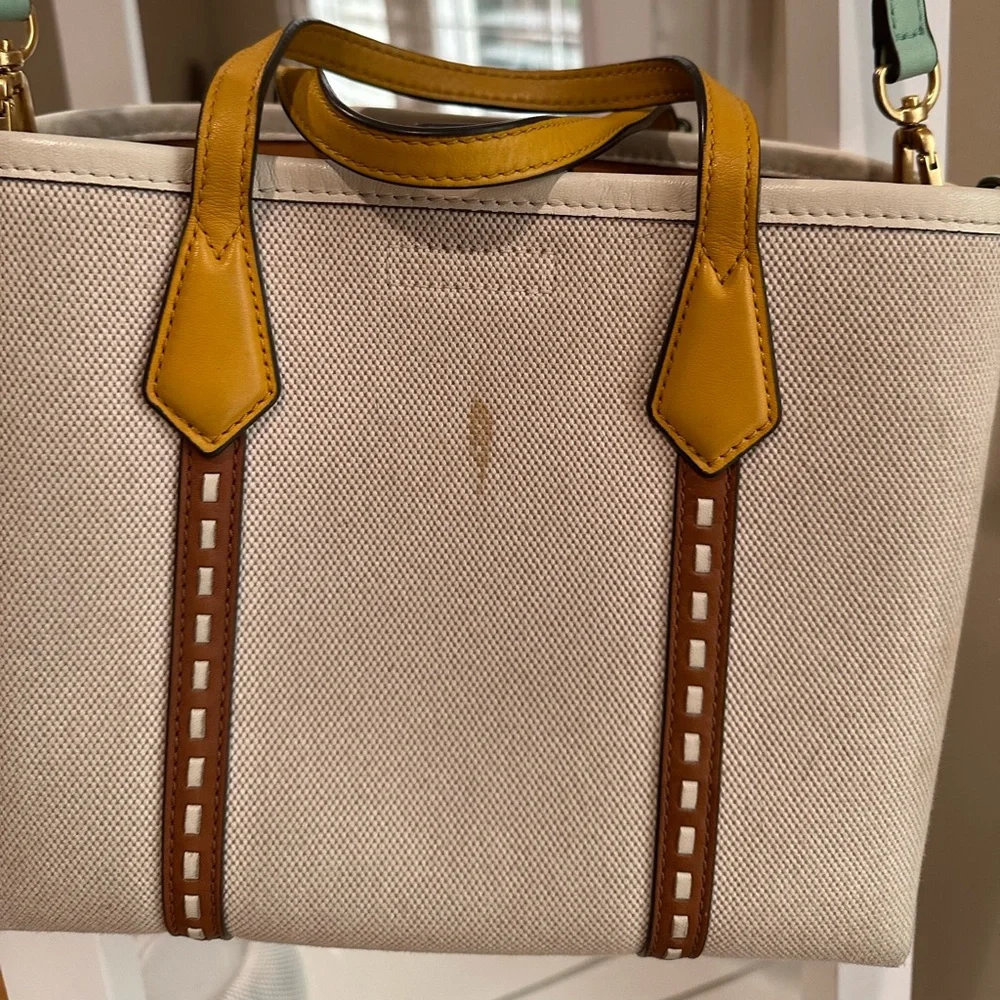Tory Burch Cream Shoulder Bag with Colorful Accents - Picture 3 of 6